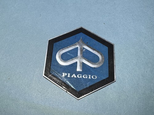 Scudetto stemma piaggio - scudetto,