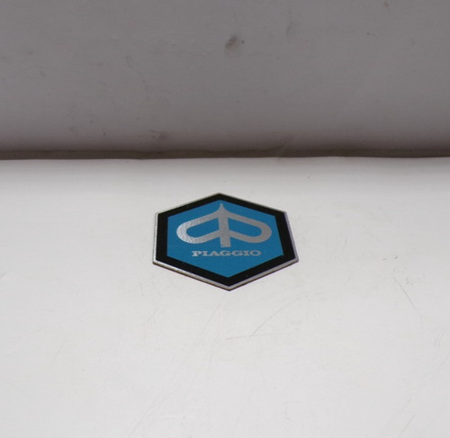 Scudetto piaggio frontale - scudetto, "piaggio"